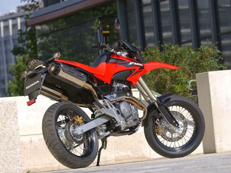 What Is The Difference Between Dual Sport, Motocross, Enduro and