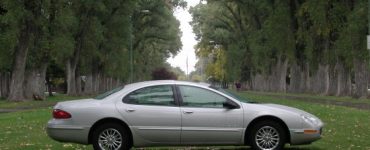 2001 Chrysler Concord LXi bright silver