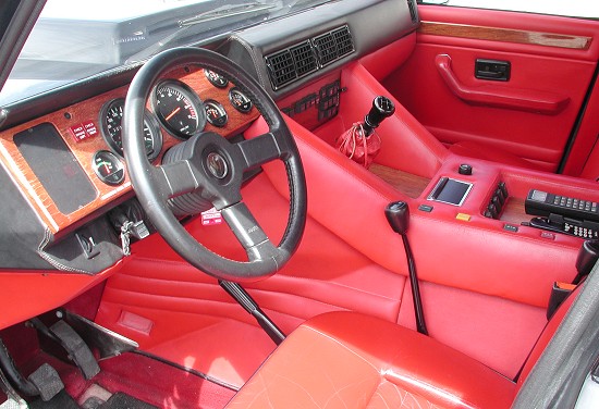 1991 Lamborghini LM002 Interior
