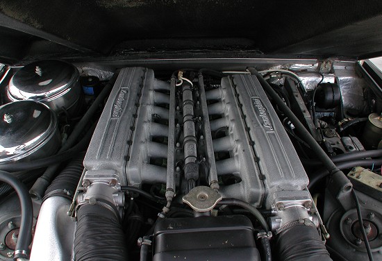 1991 Lamborghini LM002 Engine