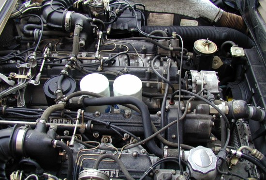 1984 Ferrari 400i Maron Engine