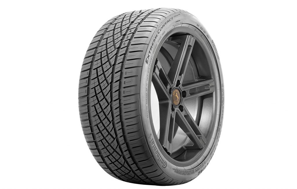 Continental Extreme Contact DWS06 All-Season Tire